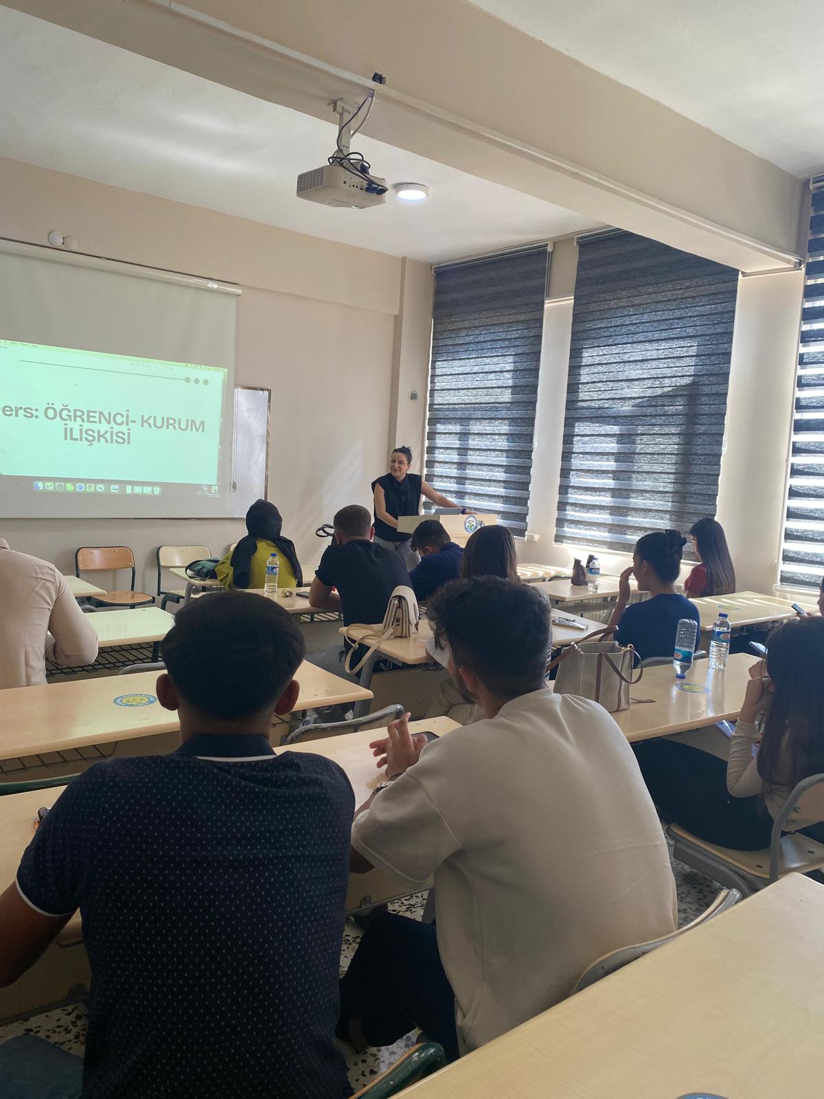 1. Sınıf Sağlık Turizmi İşletmeciliği Öğrencilerimiz İçin Oryantasyon Dersi Gerçekleştirildi